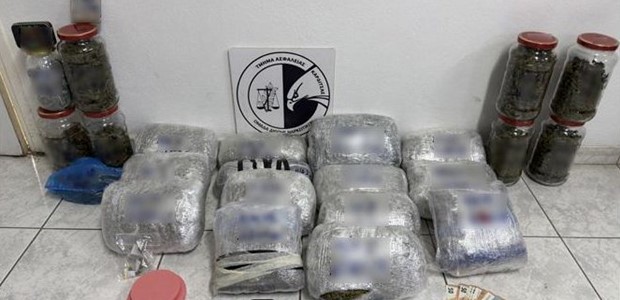 Πέντε συλλήψεις για κάνναβη άνω των 16 κιλών 